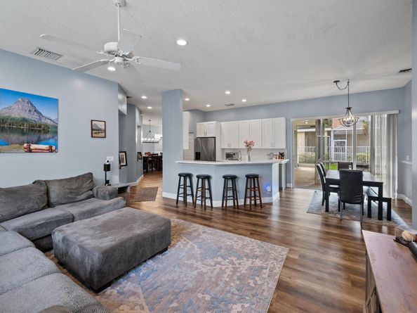 6380 Bridgeport Lane, Lake Worth FL 33463