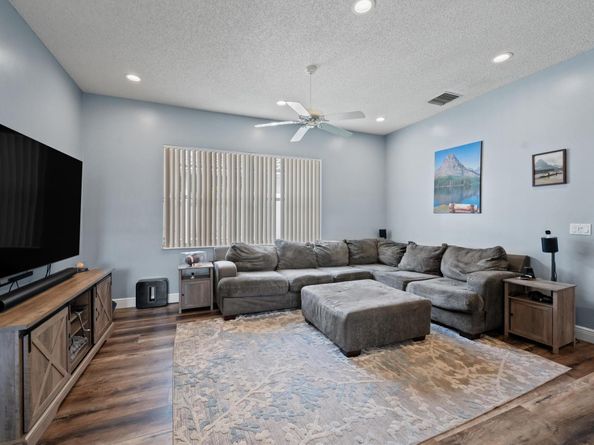6380 Bridgeport Lane, Lake Worth FL 33463