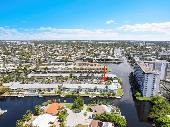 931 SE 9th Ave 17, Pompano Beach FL 33060