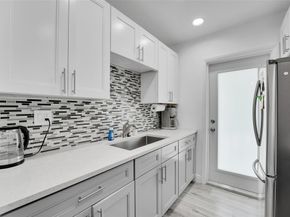 931 SE 9th Ave 17, Pompano Beach FL 33060