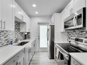 931 SE 9th Ave 17, Pompano Beach FL 33060