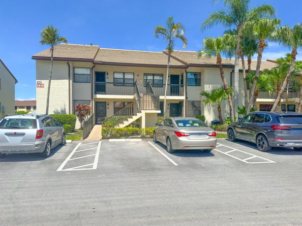 7610 Tahiti Lane 201, Lake Worth FL 33467