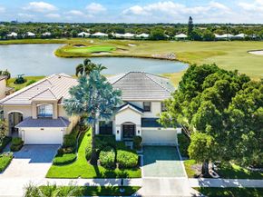 1115 Avondale Court, West Palm Beach FL 33409