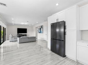 1115 Avondale Court, West Palm Beach FL 33409