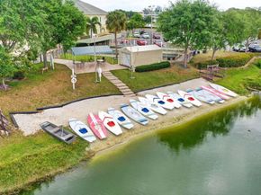 26 Golfs Edge F, West Palm Beach FL 33417