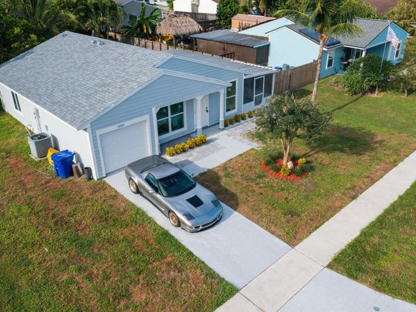10651 Misty Lane, Royal Palm Beach FL 33411