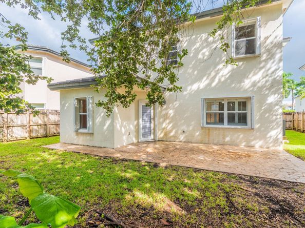 3134 NE 2nd Dr, Homestead FL 33033