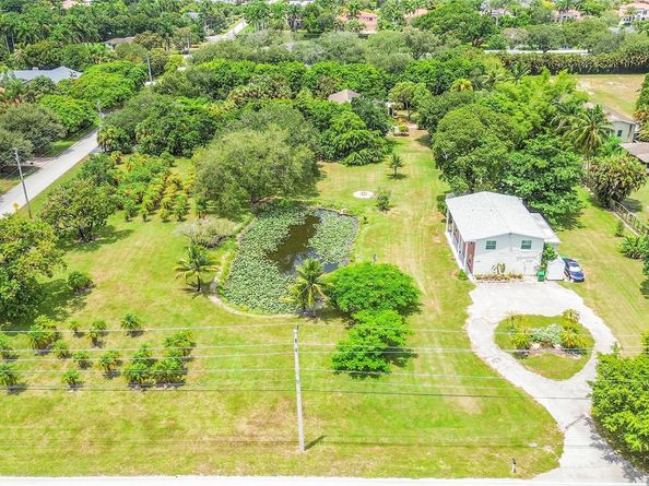1201 N Old Hiatus Rd, Plantation FL 33323