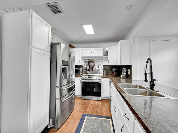 1201 N Old Hiatus Rd, Plantation FL 33323