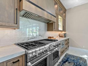 1060 Fairview Lane, Singer Island FL 33404