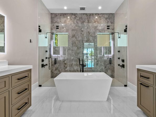 1060 Fairview Lane, Singer Island FL 33404