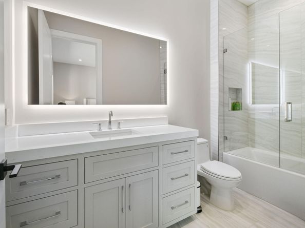 1060 Fairview Lane, Singer Island FL 33404