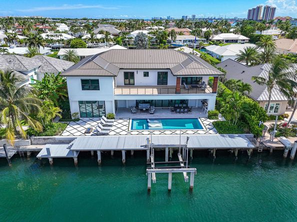 1060 Fairview Lane, Singer Island FL 33404