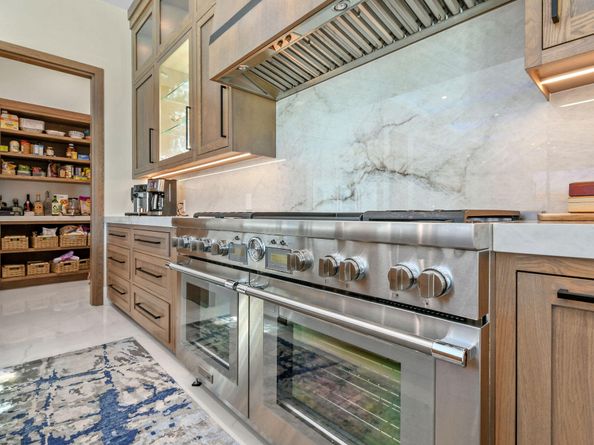 1060 Fairview Lane, Singer Island FL 33404