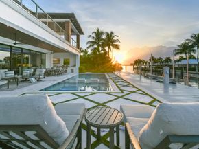 1060 Fairview Lane, Singer Island FL 33404