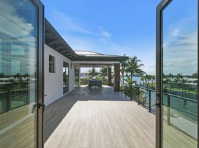 1060 Fairview Lane, Singer Island FL 33404