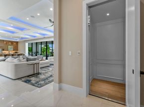 1060 Fairview Lane, Singer Island FL 33404