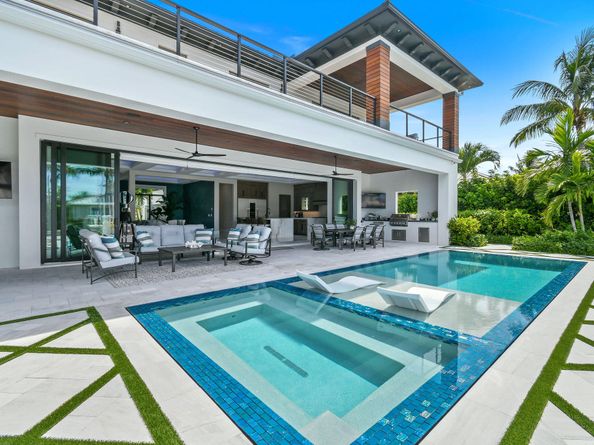 1060 Fairview Lane, Singer Island FL 33404