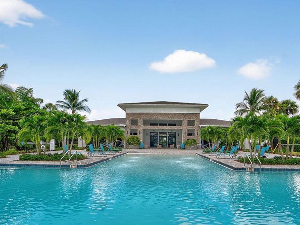 3252 Dunning Drive, Royal Palm Beach FL 33411