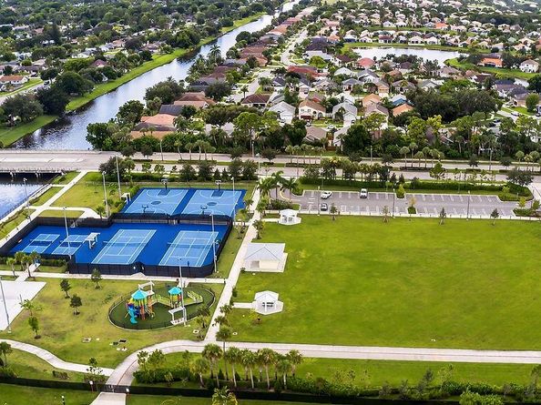 3252 Dunning Drive, Royal Palm Beach FL 33411