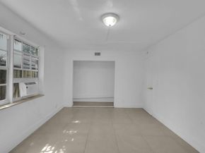 715 Washington Avenue 14, Lake Worth Beach FL 33460