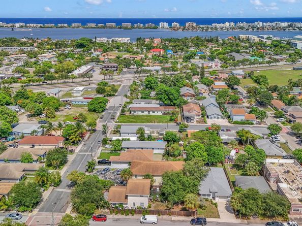 715 Washington Avenue 14, Lake Worth Beach FL 33460