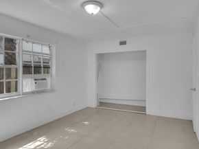 715 Washington Avenue 14, Lake Worth Beach FL 33460