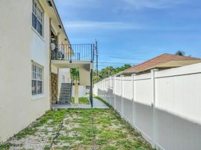 715 Washington Avenue 14, Lake Worth Beach FL 33460