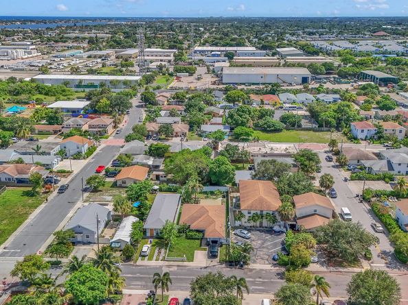 715 Washington Avenue 14, Lake Worth Beach FL 33460