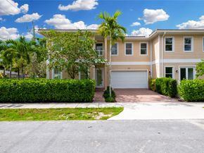 324 SW 14th Ct 324, Fort Lauderdale FL 33315