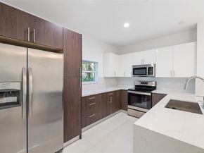 324 SW 14th Ct 324, Fort Lauderdale FL 33315