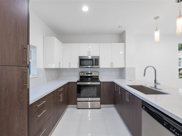 324 SW 14th Ct 324, Fort Lauderdale FL 33315