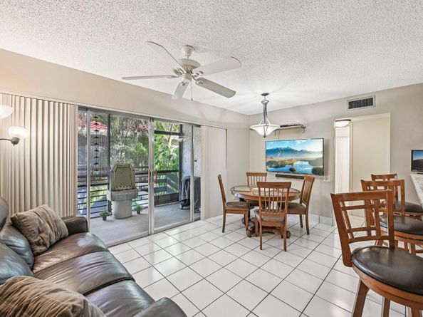 5226 NE 6th Ave H33, Fort Lauderdale FL 33334