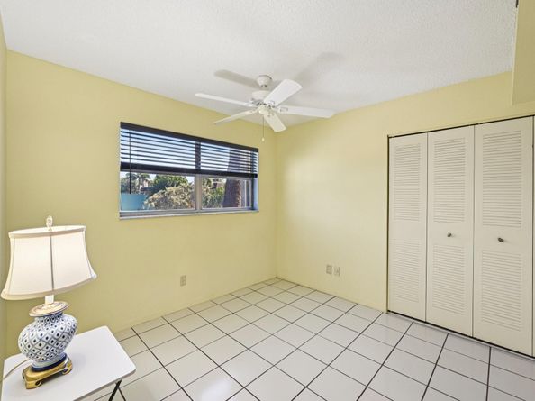 5226 NE 6th Ave H33, Fort Lauderdale FL 33334