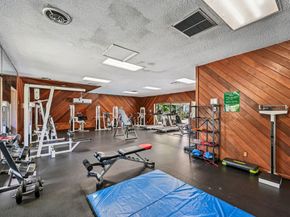 5226 NE 6th Ave H33, Fort Lauderdale FL 33334