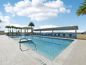 2640 Lake Shore Drive 2309, Riviera Beach FL 33404