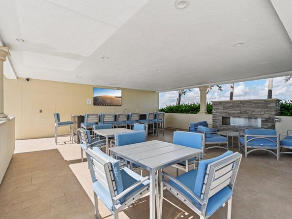 2640 Lake Shore Drive 2309, Riviera Beach FL 33404