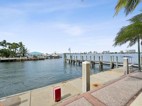 2640 Lake Shore Drive 2309, Riviera Beach FL 33404