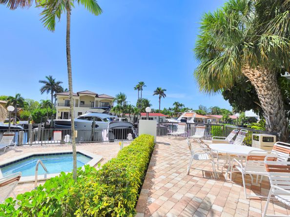 1361 S Ocean Boulevard 607, Pompano Beach FL 33062