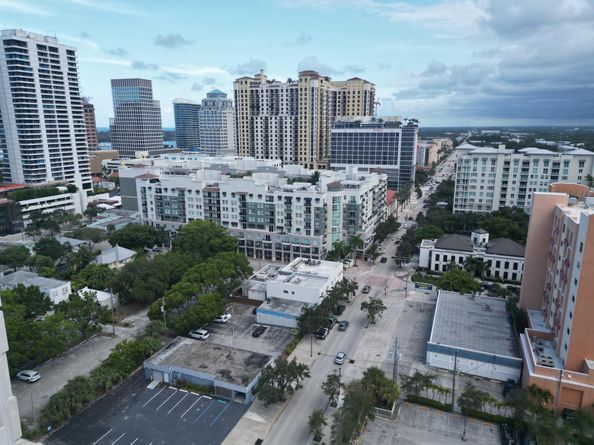 600 S Dixie Highway 352, West Palm Beach FL 33401