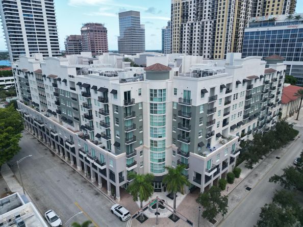 600 S Dixie Highway 352, West Palm Beach FL 33401