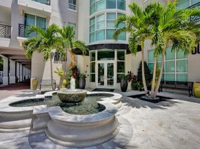 600 S Dixie Highway 352, West Palm Beach FL 33401
