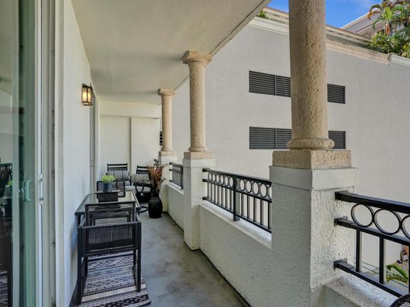 600 S Dixie Highway 352, West Palm Beach FL 33401