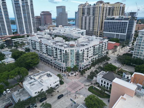 600 S Dixie Highway 352, West Palm Beach FL 33401