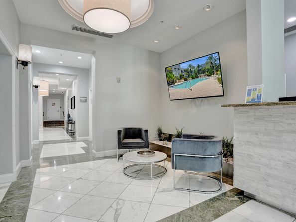 600 S Dixie Highway 352, West Palm Beach FL 33401