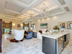 600 S Dixie Highway 352, West Palm Beach FL 33401