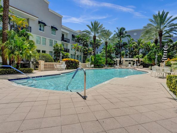 600 S Dixie Highway 352, West Palm Beach FL 33401