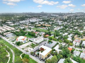 744 NE 14th Ave 4, Fort Lauderdale FL 33304