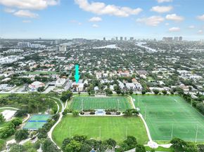 744 NE 14th Ave 4, Fort Lauderdale FL 33304