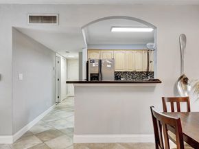 744 NE 14th Ave 4, Fort Lauderdale FL 33304